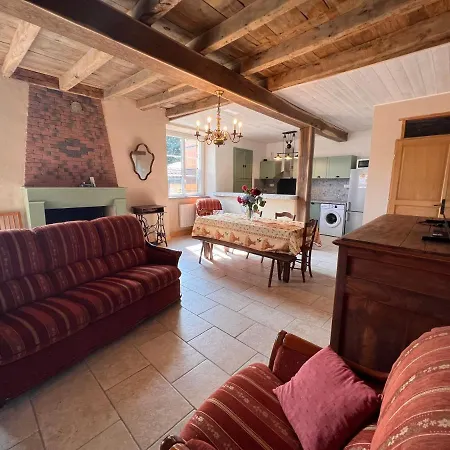 Casa vacanze Le Mont De *