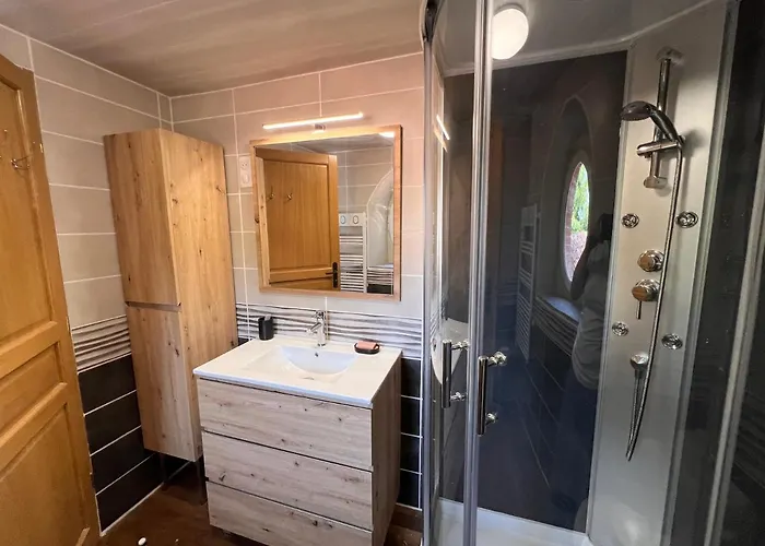 Le Mont De Piégut-Pluviers